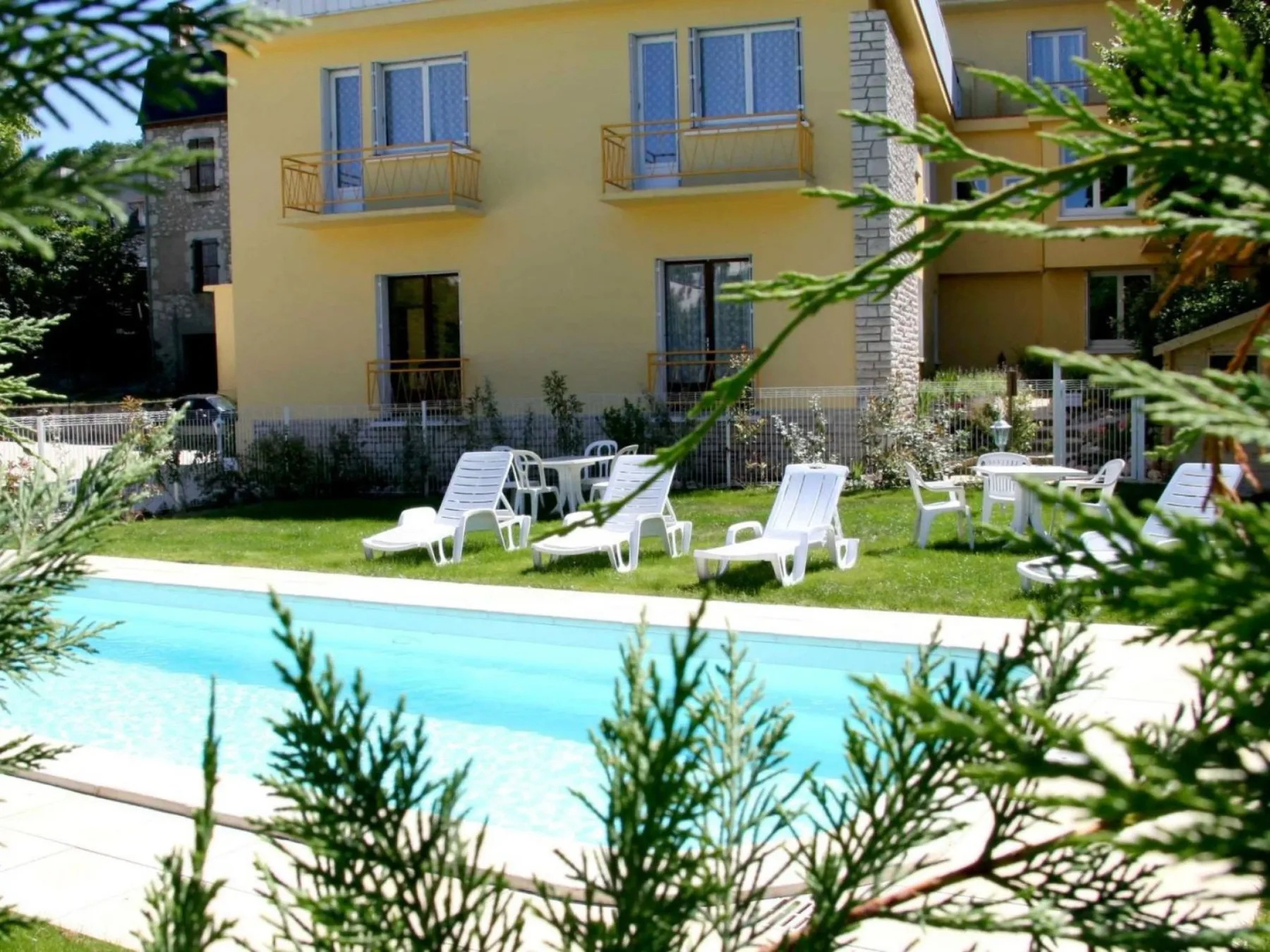 Hotel Restaurante Les Ambassadeurs