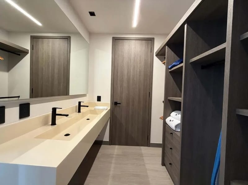 Modern Living in Be Grand del Valle