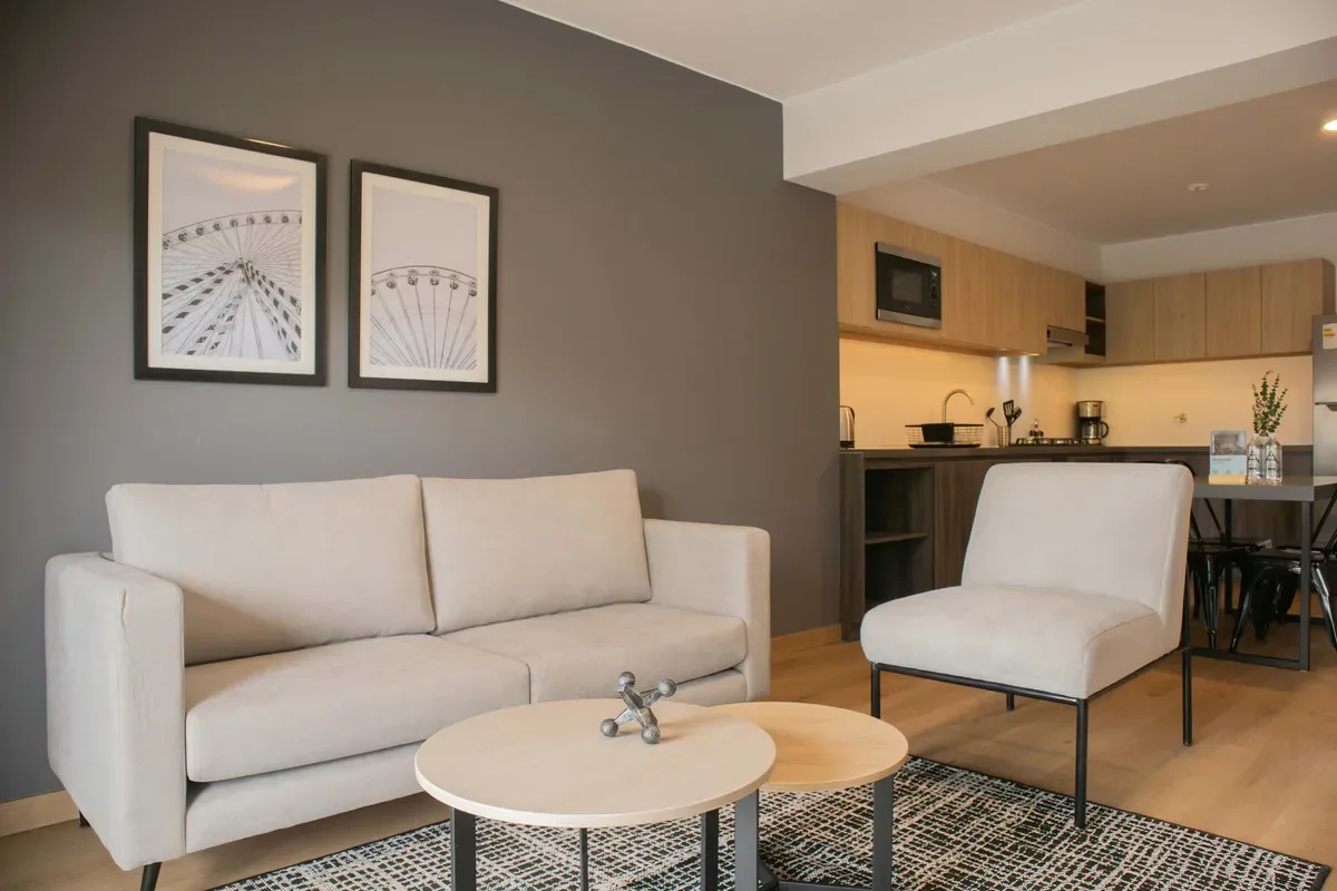 Contemporary 1BR w/ Balcony in Miraflores