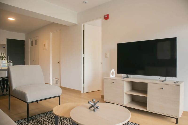 Contemporary 1BR w/ Balcony in Miraflores