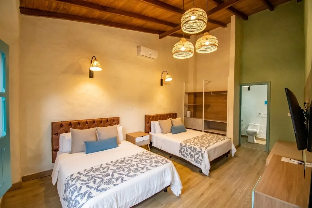 Habitación Superior con dos camas.