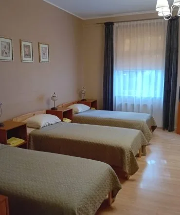Triple room