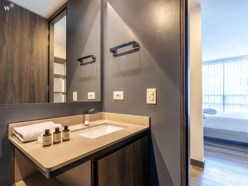 Modern 2BR in Luxury Building in Chico w/ Gym