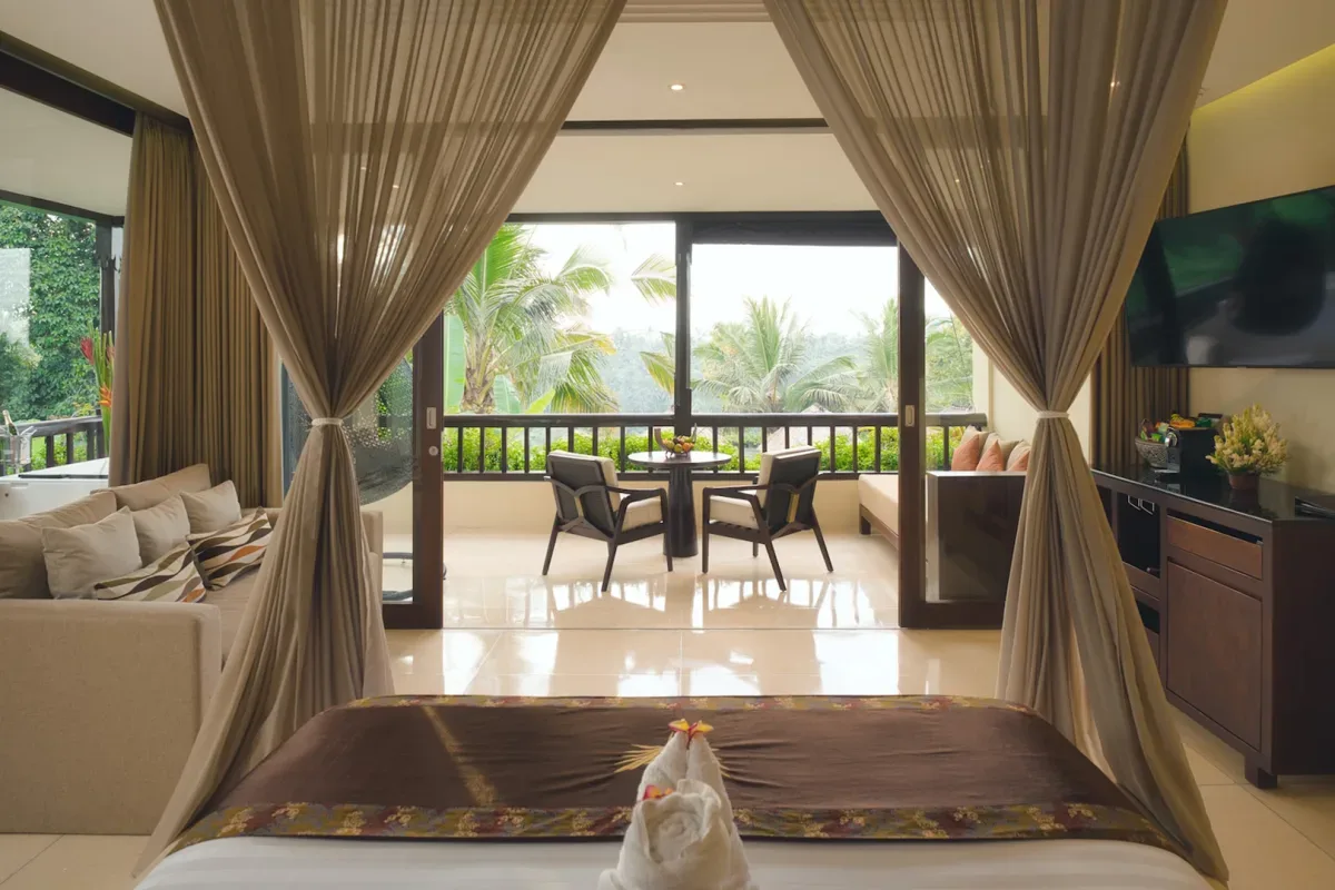 Jungle View Royal Suite bedroom and living area