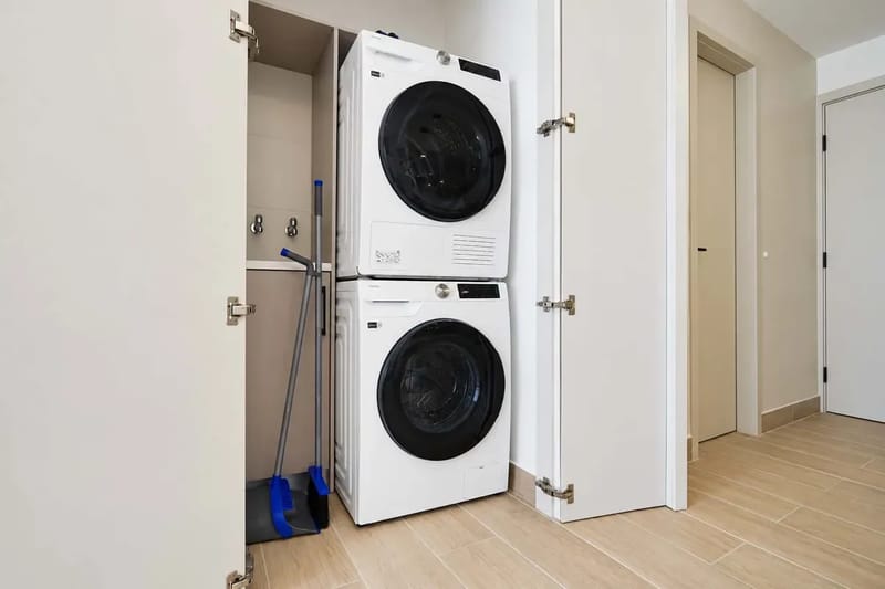 2BR City Escape w/ Balcony in San Francisco