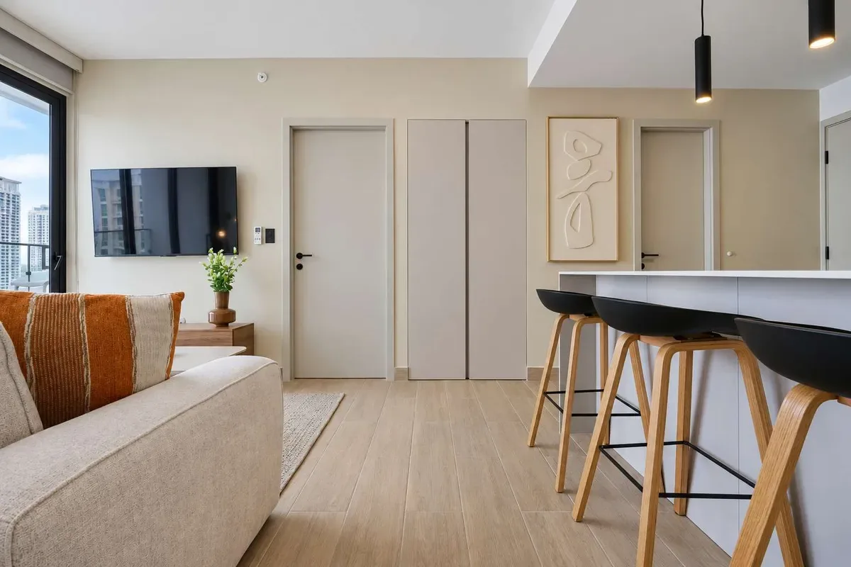 2BR City Escape w/ Balcony in San Francisco
