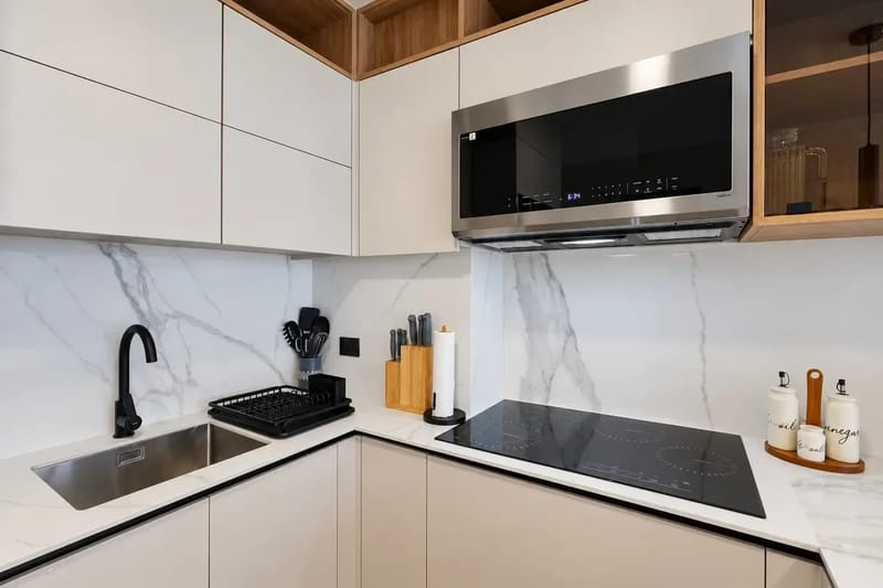 2BR City Escape w/ Balcony in San Francisco