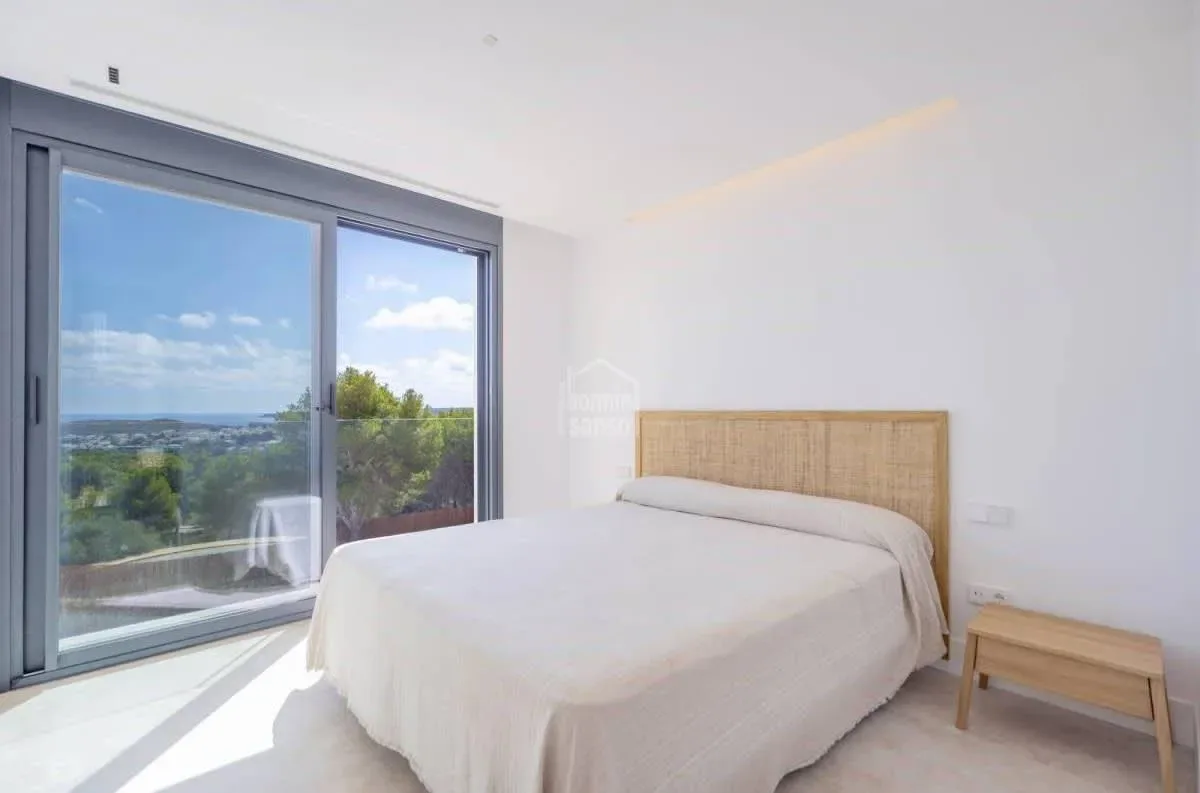 Amazing 7BR House w/ Swimming Pool in Menorca