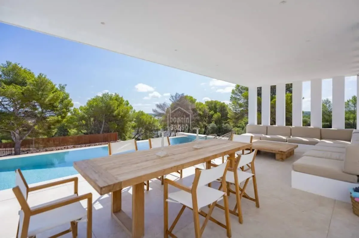 Amazing 7BR House w/ Swimming Pool in Menorca