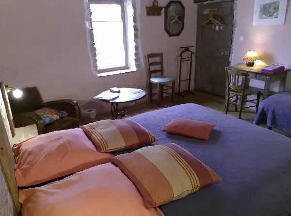 Guest room