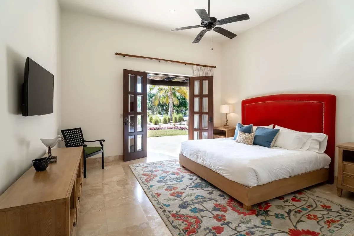 Enchanting 6BR Villa with Private Pool