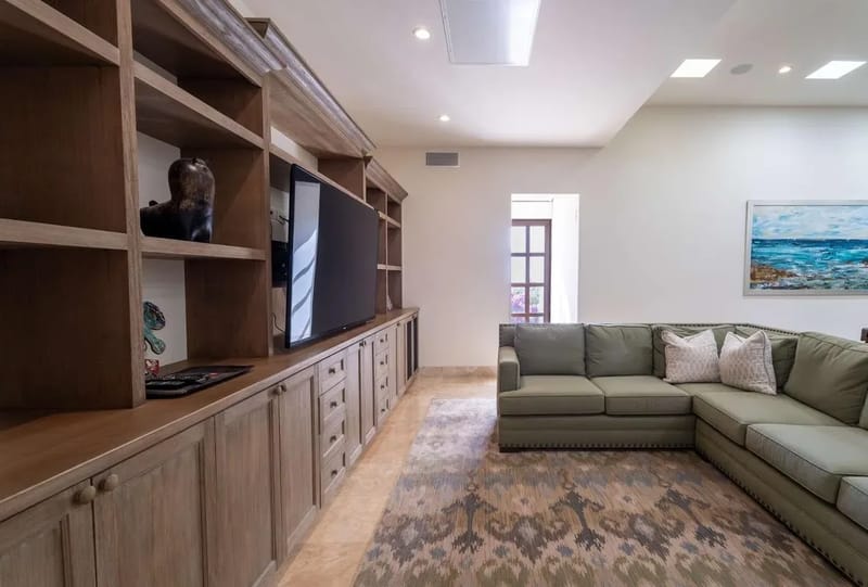 Enchanting 6BR Villa with Private Pool