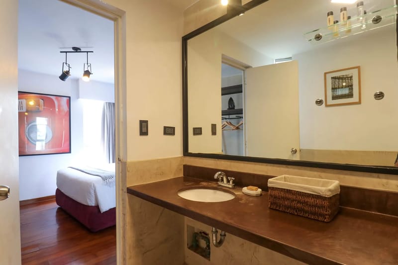 Stylish 3BR with Ocean View in Miraflores