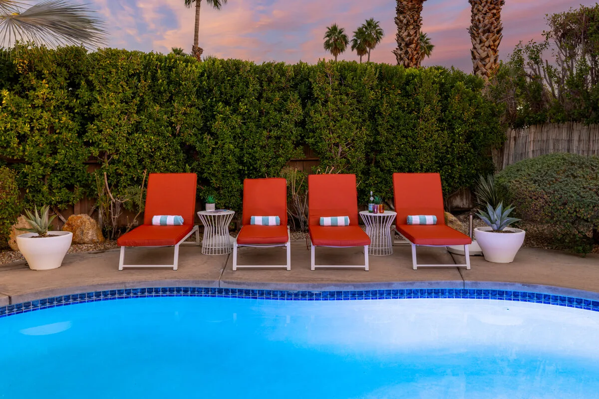 Hollywood Hideaway