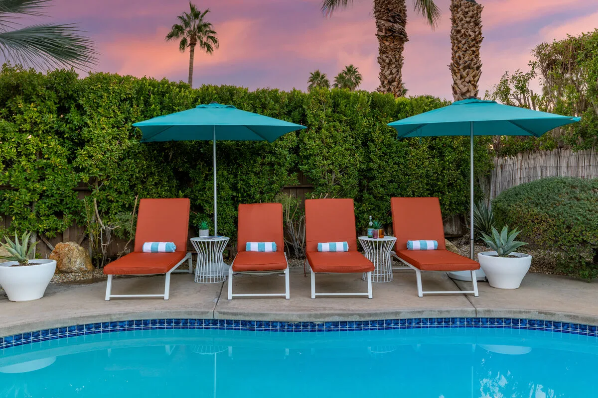 Hollywood Hideaway