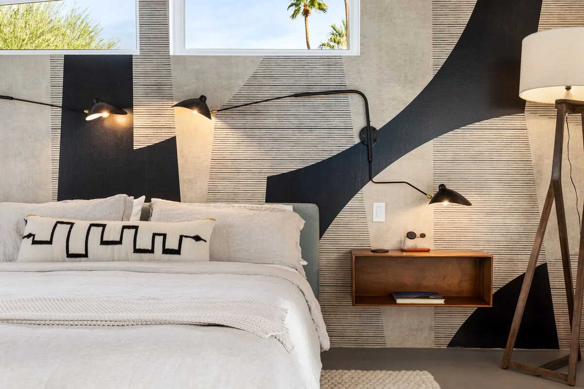 Hollywood Hideaway