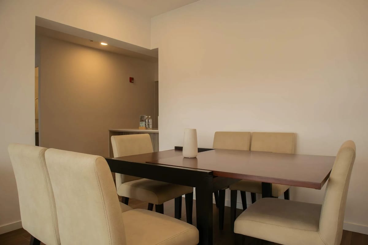 Signature Balcony 2BR in Miraflores