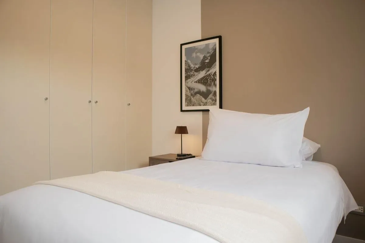 Signature Balcony 2BR in Miraflores