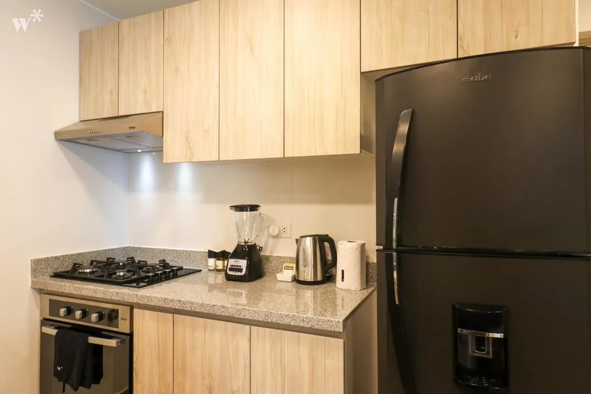 Authentic 2BR in Miraflores