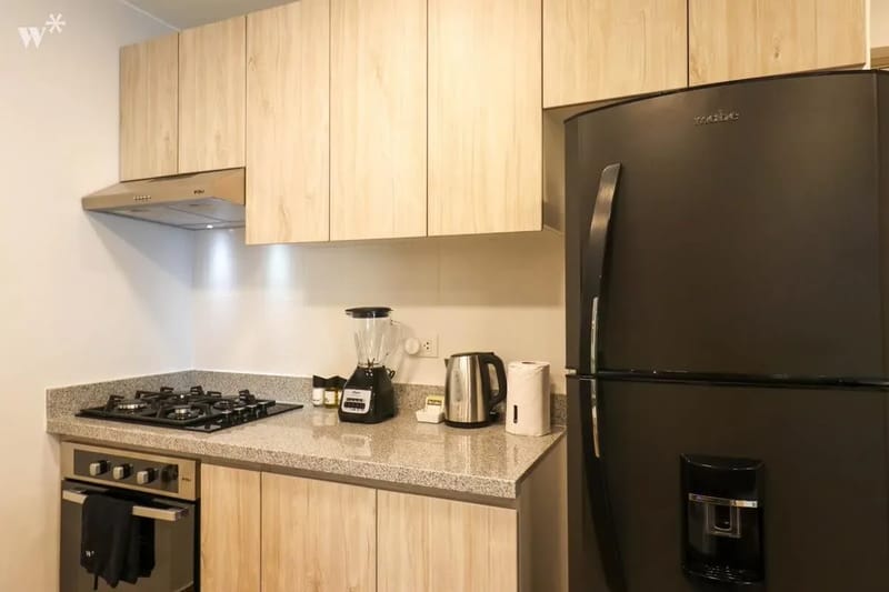 Authentic 2BR in Miraflores