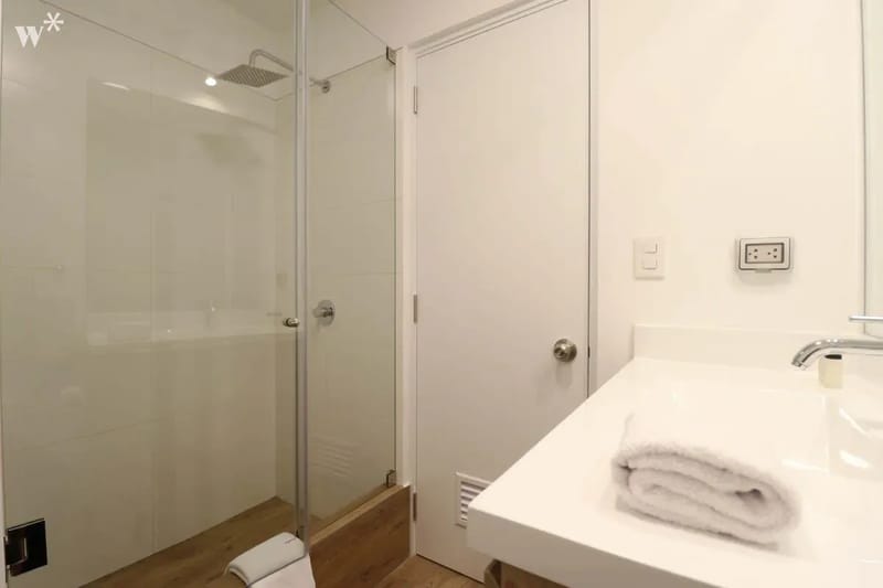 Authentic 2BR in Miraflores