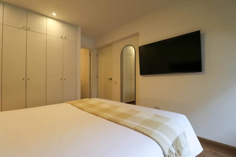 Shimmering 2BR w/ Sunny Terrace in Miraflores