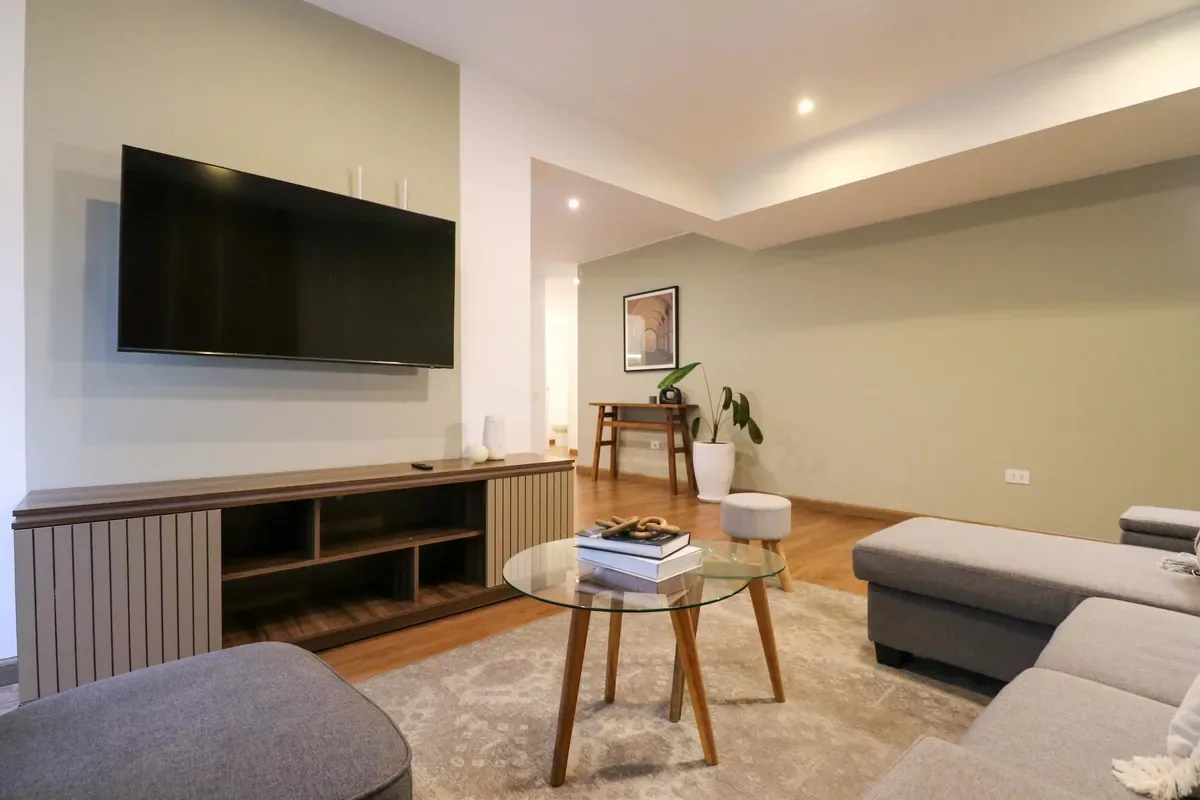 Shimmering 2BR w/ Sunny Terrace in Miraflores