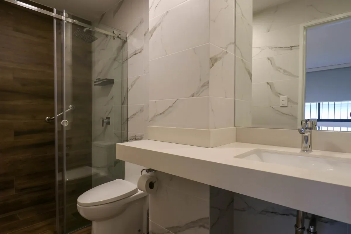 Shimmering 2BR w/ Sunny Terrace in Miraflores