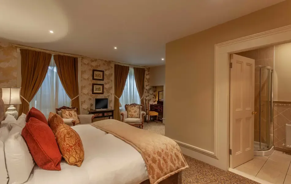 Castle suite bathroom