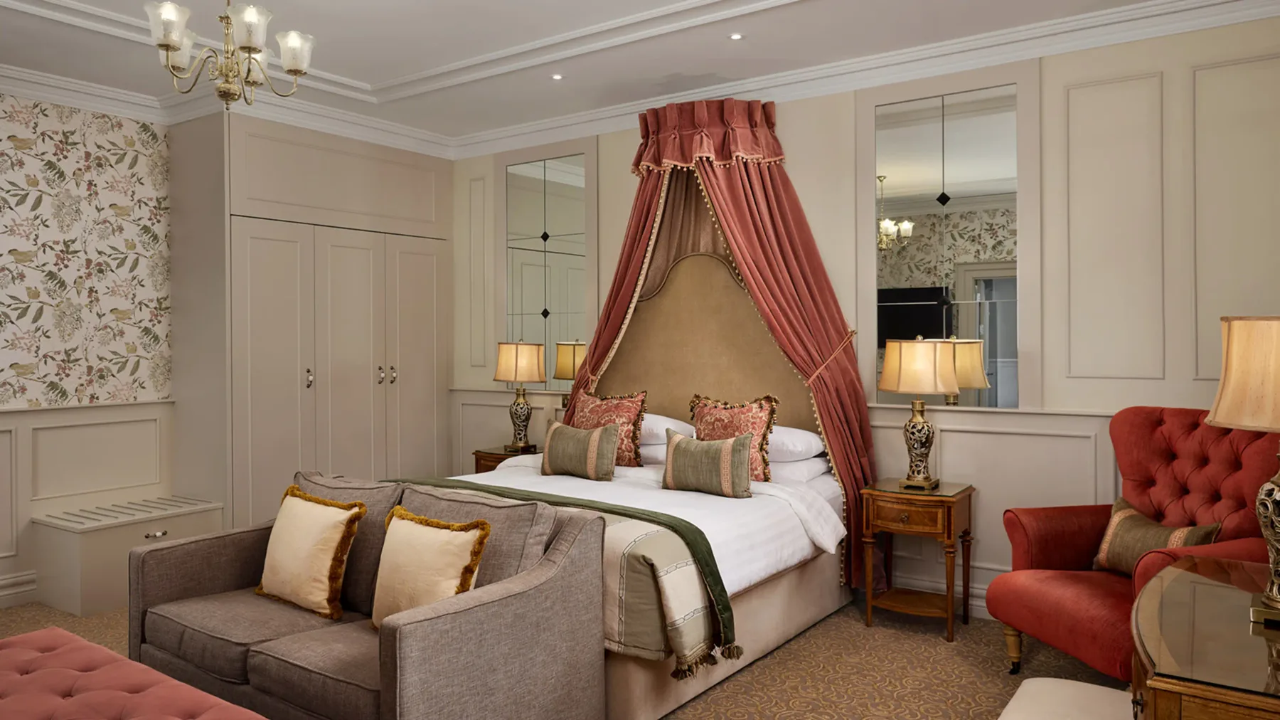 Cosy Castle room