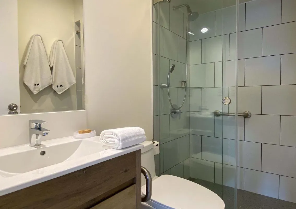 Upscale 2BR w/ Balcony & View in Miraflores