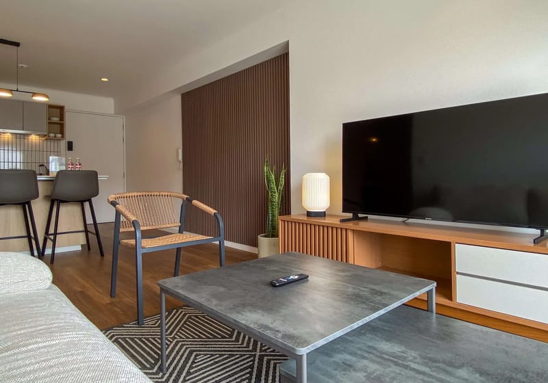 Upscale 2BR w/ Balcony & View in Miraflores