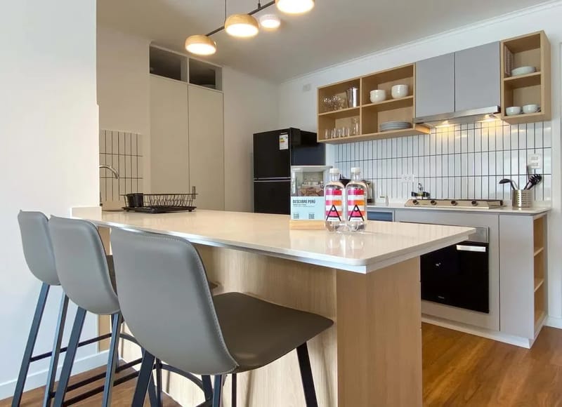 Upscale 2BR w/ Balcony & View in Miraflores