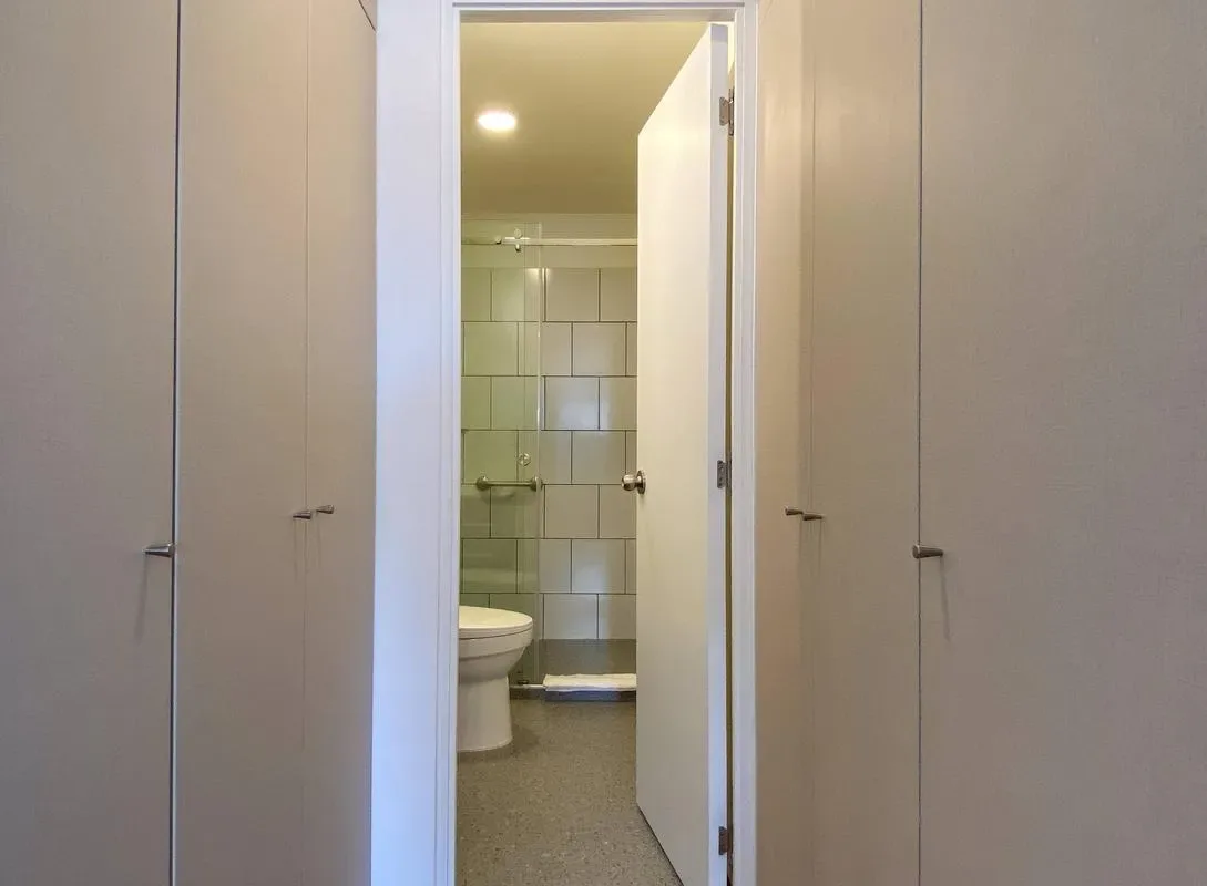 Upscale 2BR w/ Balcony & View in Miraflores