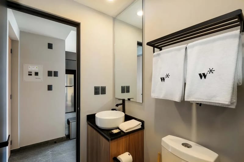 Calm & Cozy 1BR w/ Balcony in Tabacalera