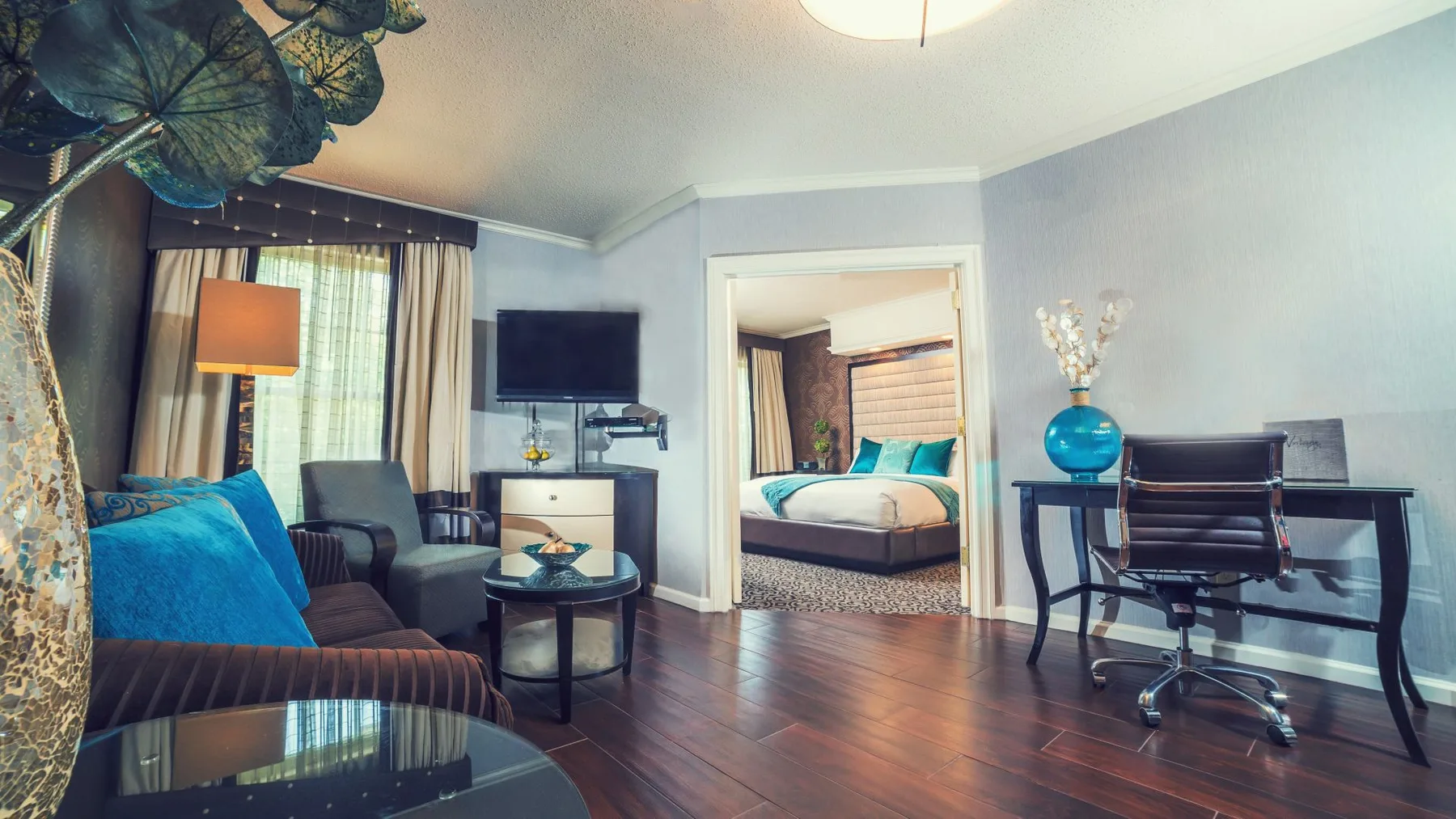 Suite de un dormitorio con cama king