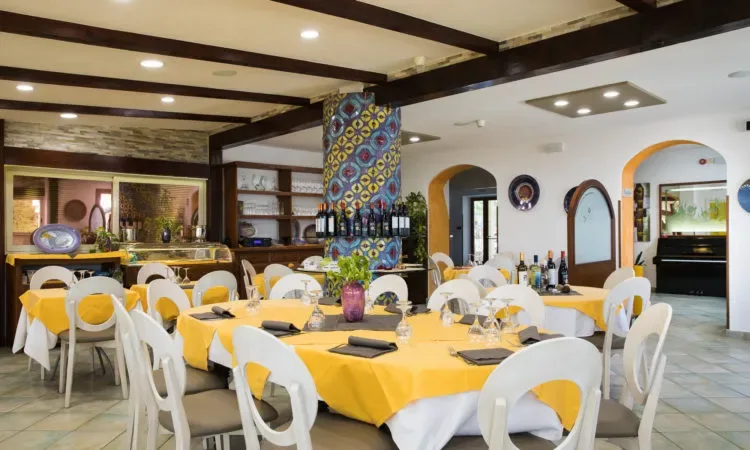 Restaurante del hotel, comedor interior