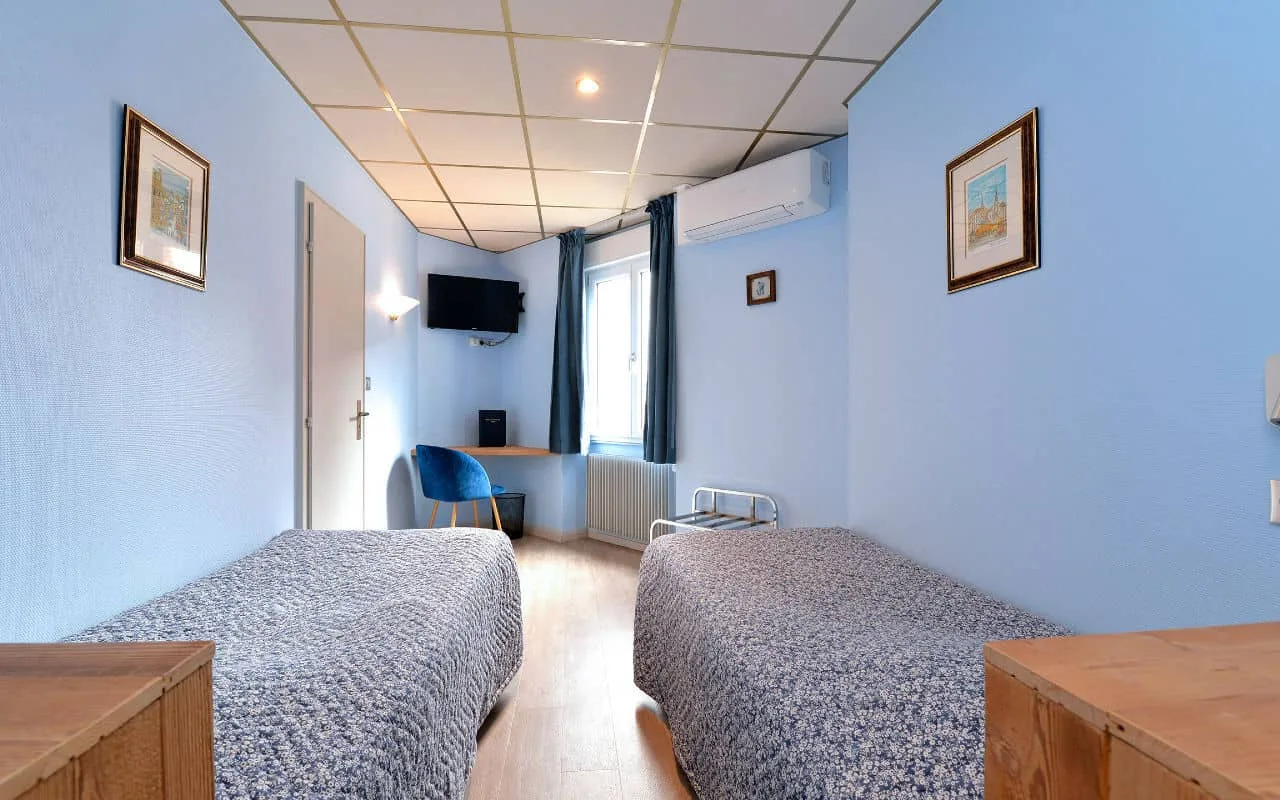 Twin room