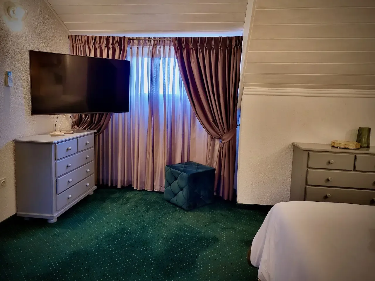 Habitación estándar en el ático