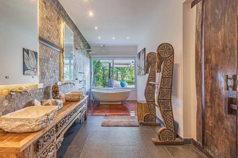 Luxury 3BR Rainforest Villa w/ Oceanview Pool