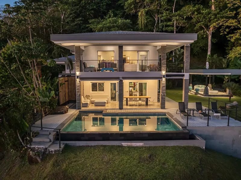 Luxury 3BR Rainforest Villa w/ Oceanview Pool