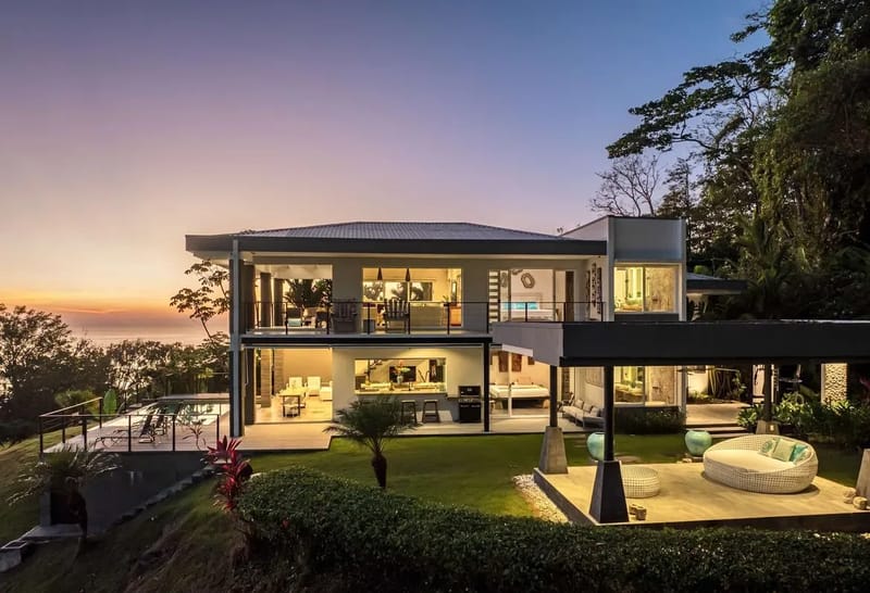 Luxury 3BR Rainforest Villa w/ Oceanview Pool