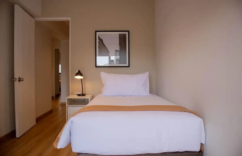 Stylish & Cozy 3BR w/ Balcony in Miraflores