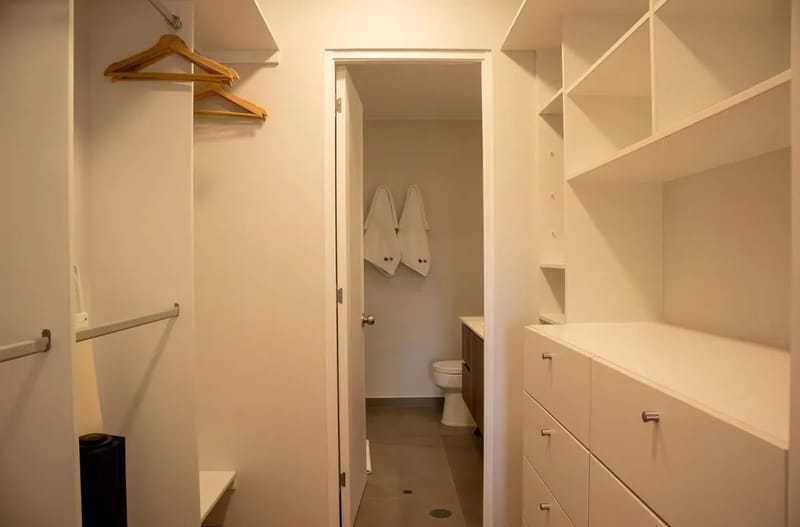 Stylish & Cozy 3BR w/ Balcony in Miraflores