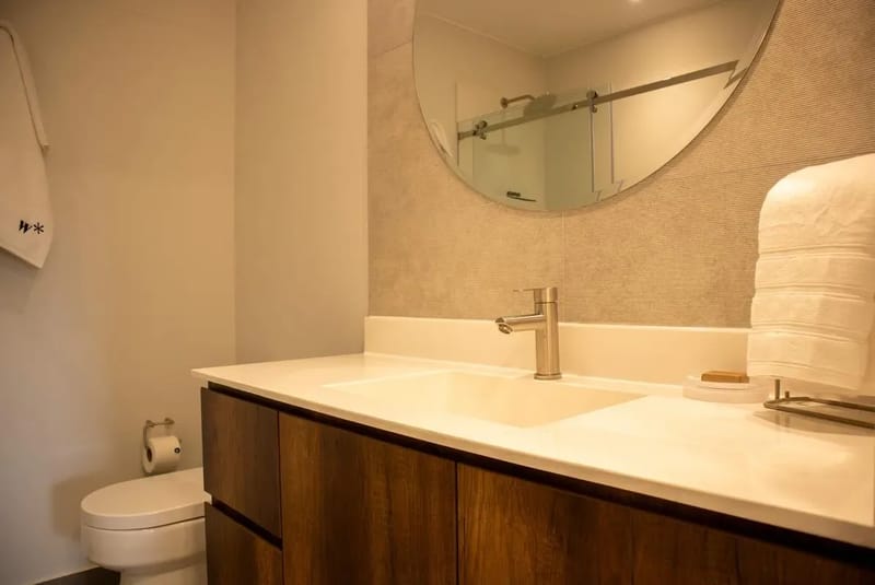 Stylish & Cozy 3BR w/ Balcony in Miraflores