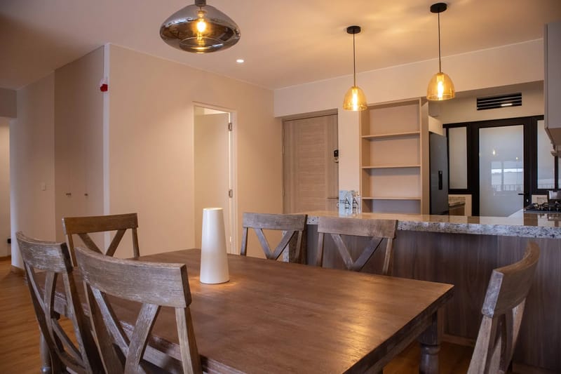 Stylish & Cozy 3BR w/ Balcony in Miraflores