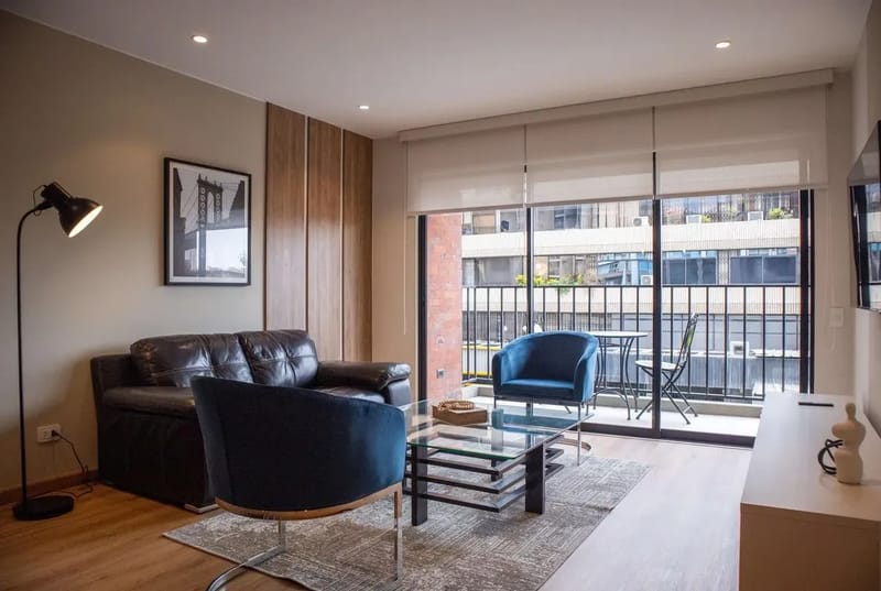 Stylish & Cozy 3BR w/ Balcony in Miraflores