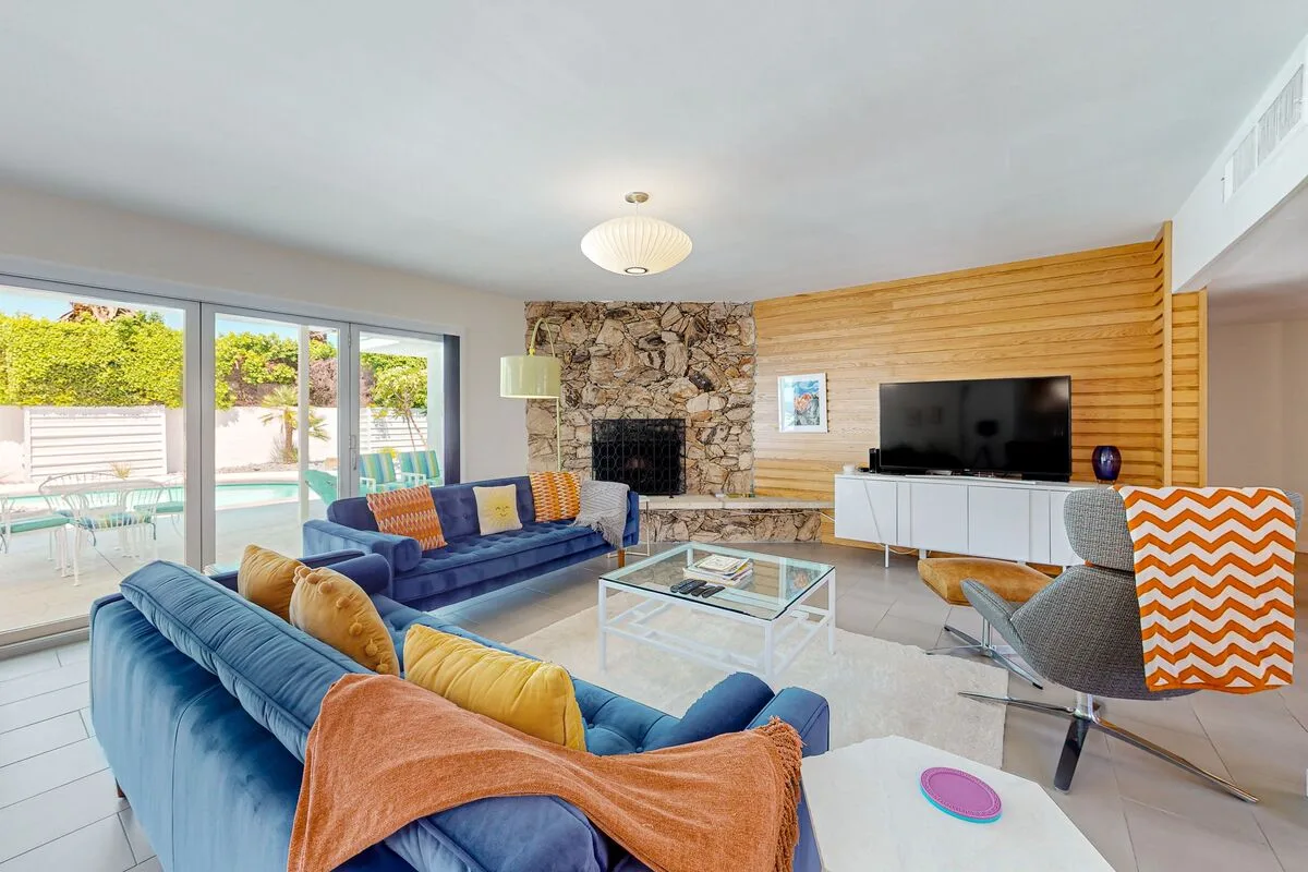 Twin Palms Modern