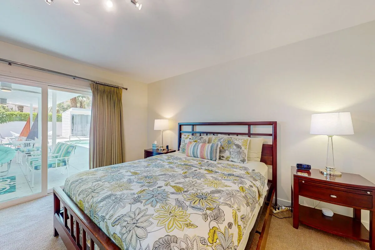 Twin Palms Modern