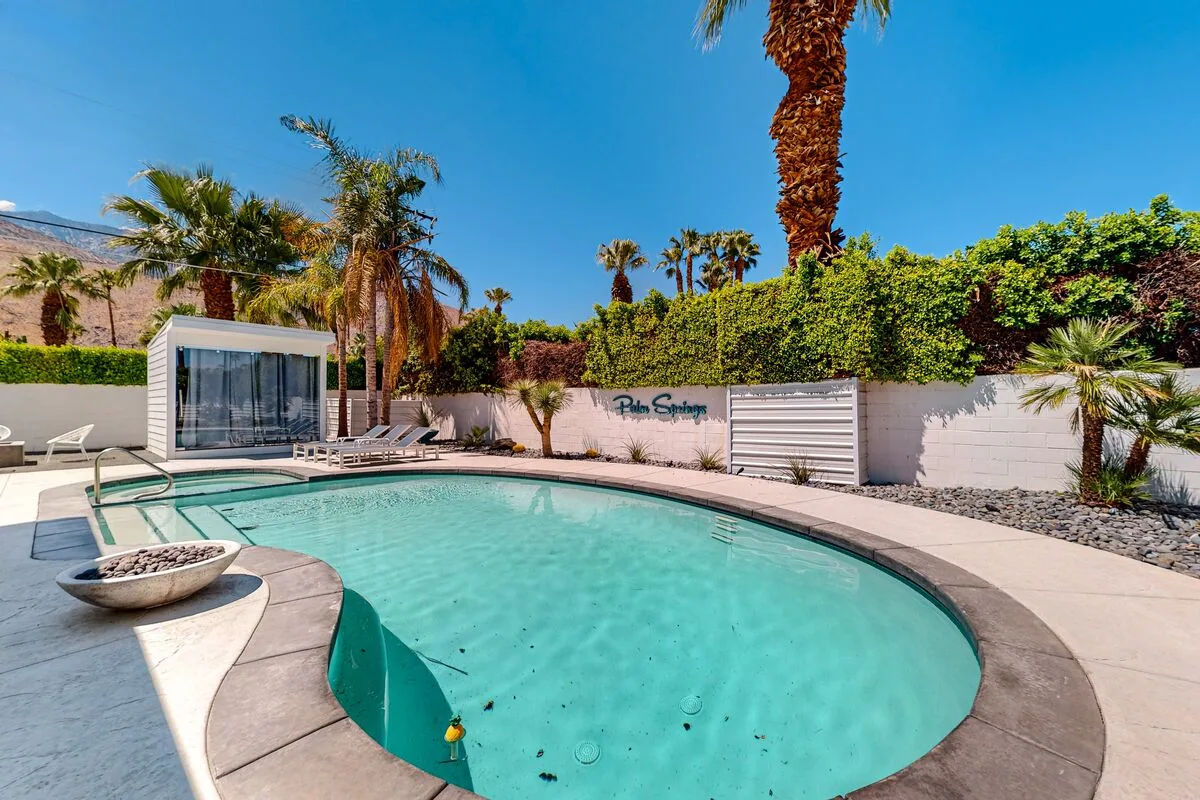 Twin Palms Modern